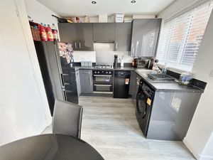 Kitchen- click for photo gallery